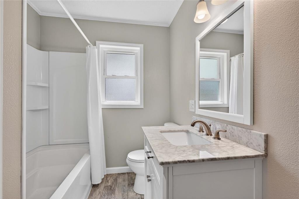 For Sale: $444,000 (3 beds, 2 baths, 1672 Square Feet)