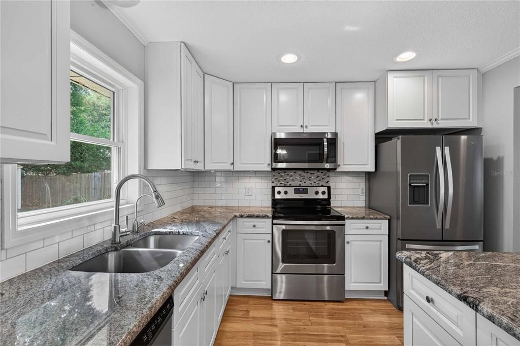 For Sale: $444,000 (3 beds, 2 baths, 1672 Square Feet)