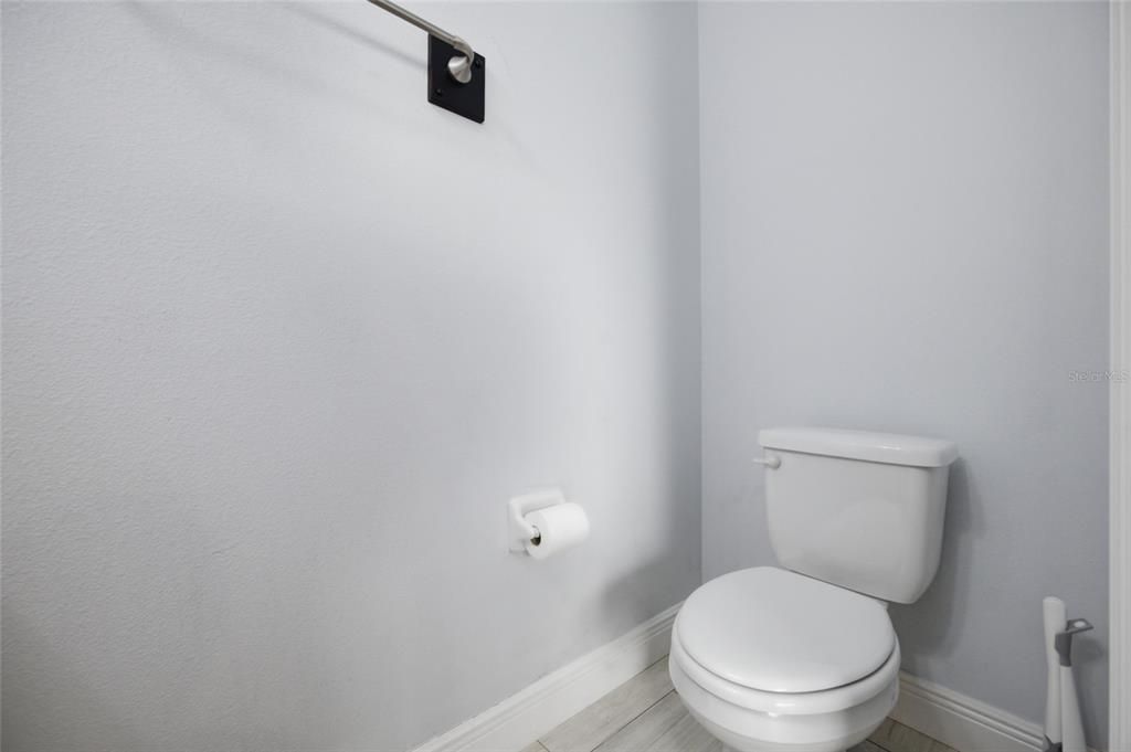 На продажу: $389,000 (3 спален, 2 ванн, 1700 Квадратных фут)