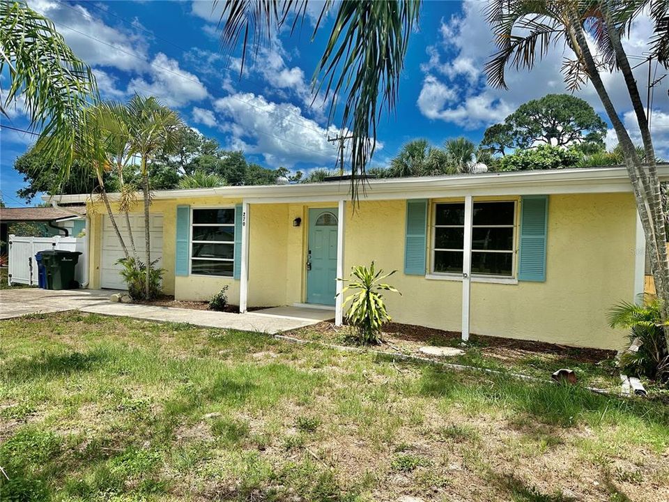 For Sale: $234,567 (2 beds, 1 baths, 777 Square Feet)