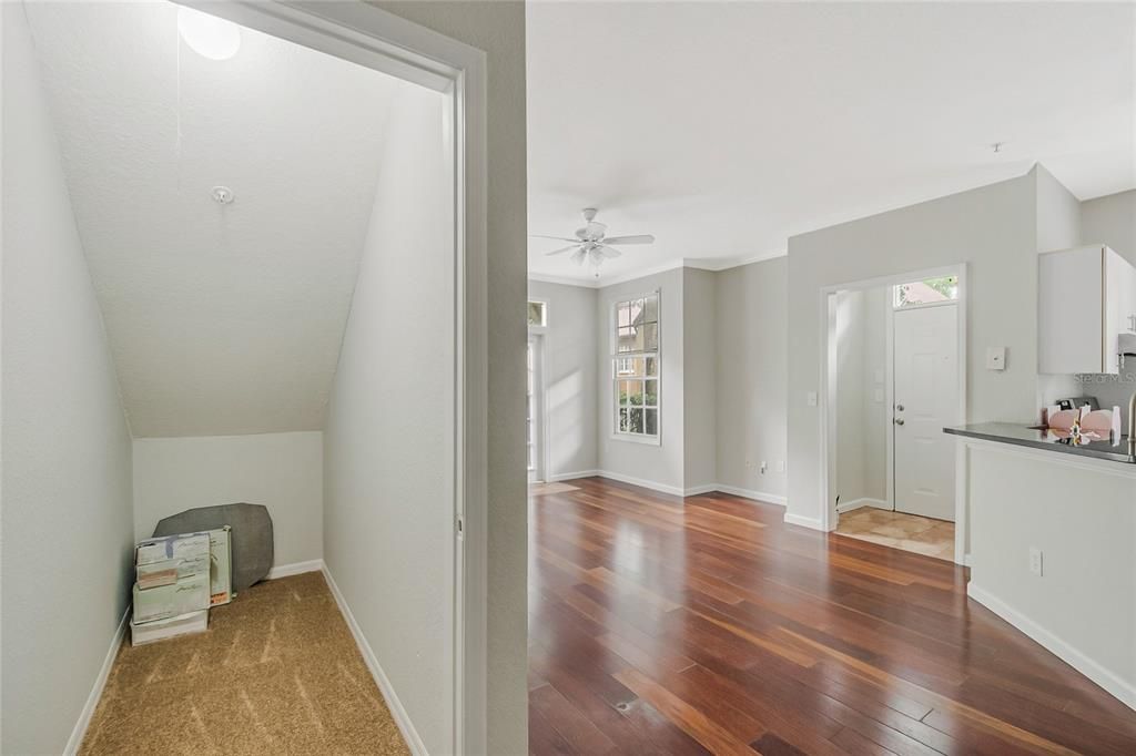 En Venta: $198,000 (2 camas, 2 baños, 1051 Pies cuadrados)