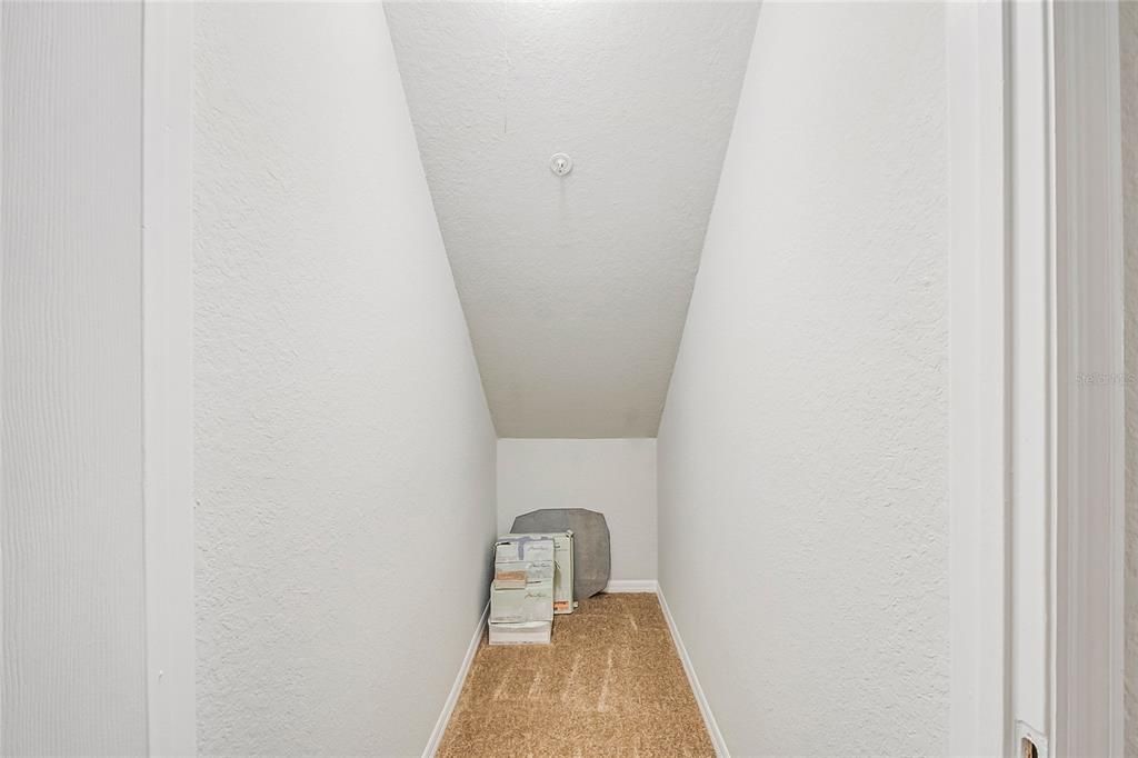 En Venta: $198,000 (2 camas, 2 baños, 1051 Pies cuadrados)