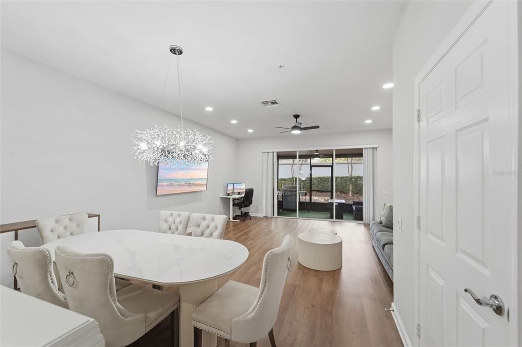 For Sale: $377,000 (3 beds, 2 baths, 1672 Square Feet)