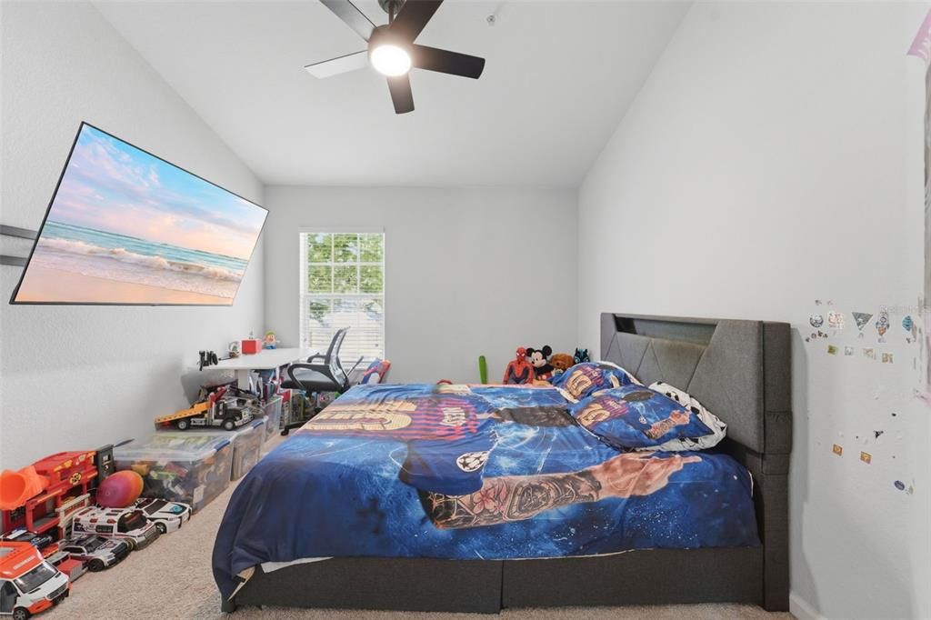 For Sale: $377,000 (3 beds, 2 baths, 1672 Square Feet)