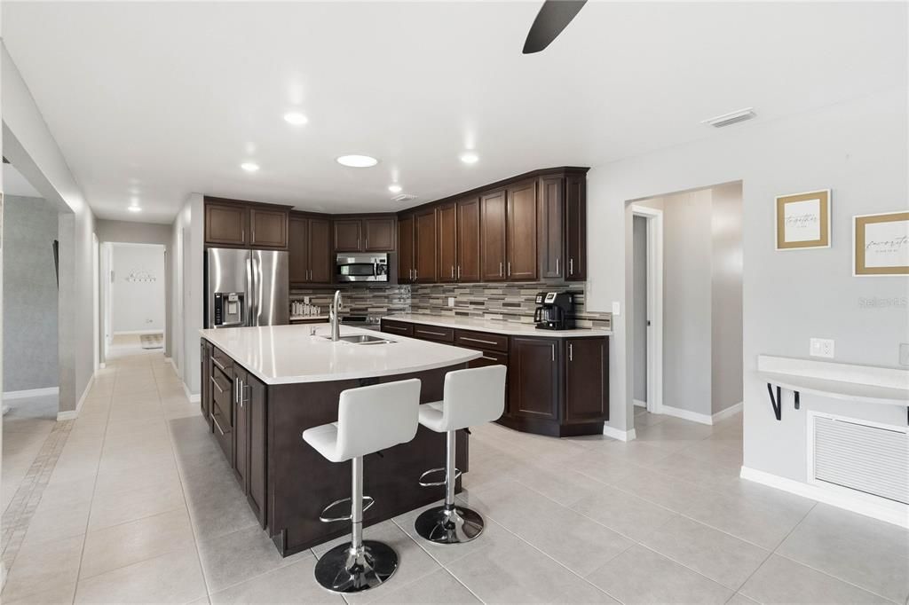 For Sale: $749,000 (4 beds, 3 baths, 2804 Square Feet)