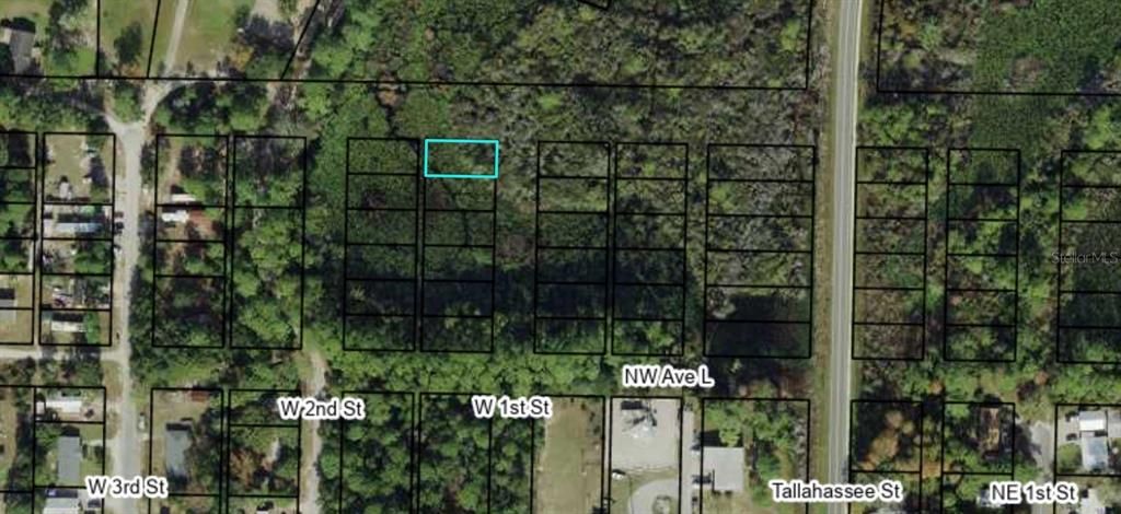 На продажу: $5,999 (0.11 acres)