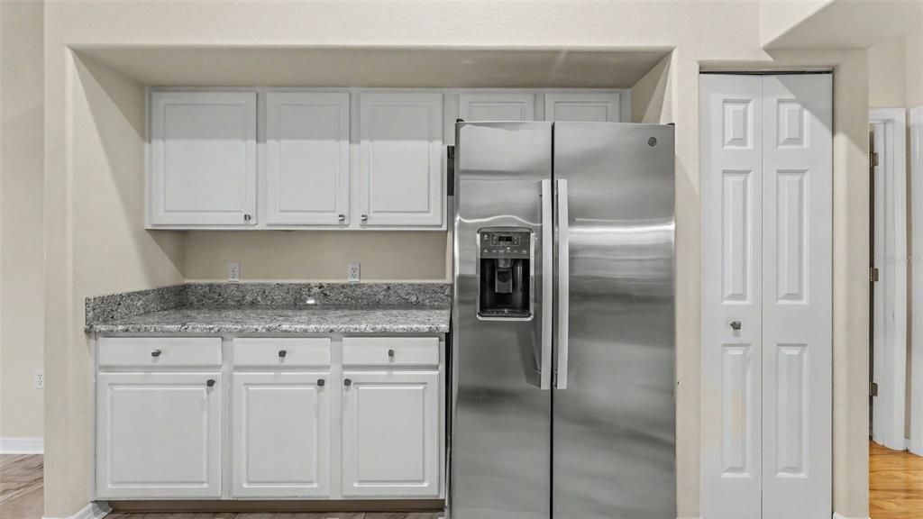 For Sale: $375,000 (3 beds, 2 baths, 1857 Square Feet)