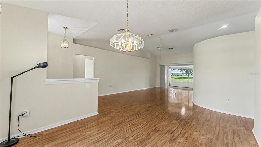For Sale: $375,000 (3 beds, 2 baths, 1857 Square Feet)