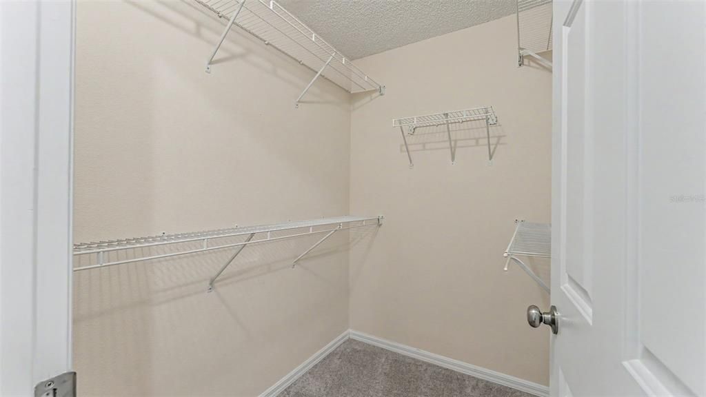 For Sale: $375,000 (3 beds, 2 baths, 1857 Square Feet)