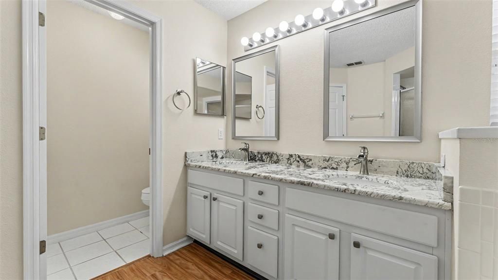 For Sale: $375,000 (3 beds, 2 baths, 1857 Square Feet)