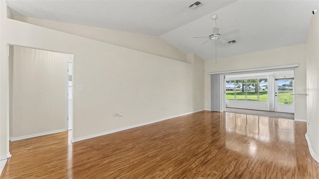 For Sale: $375,000 (3 beds, 2 baths, 1857 Square Feet)