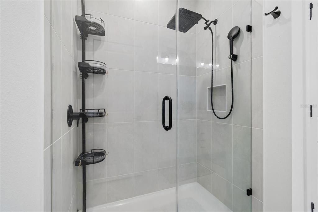 В аренду: $3,300 (3 спален, 2 ванн, 2310 Квадратных фут)