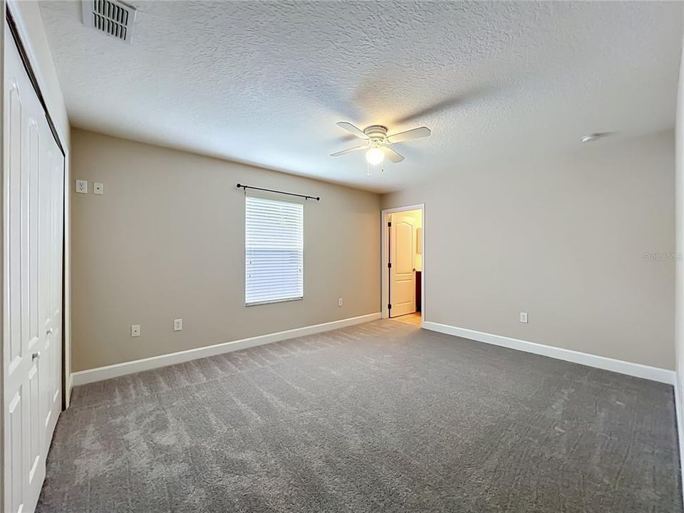 For Sale: $799,000 (5 beds, 3 baths, 3313 Square Feet)