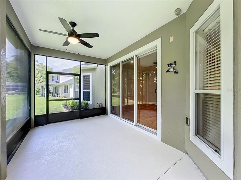 For Sale: $799,000 (5 beds, 3 baths, 3313 Square Feet)