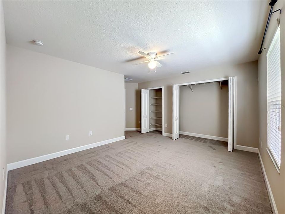 For Sale: $799,000 (5 beds, 3 baths, 3313 Square Feet)