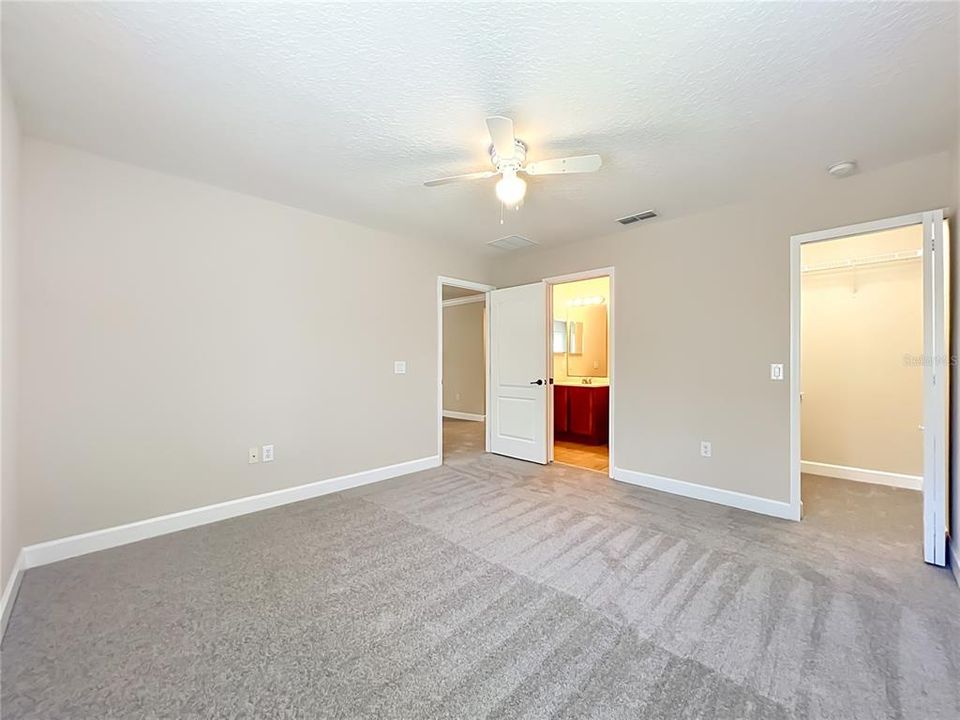 For Sale: $799,000 (5 beds, 3 baths, 3313 Square Feet)