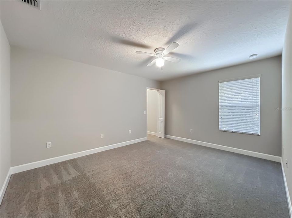 For Sale: $799,000 (5 beds, 3 baths, 3313 Square Feet)