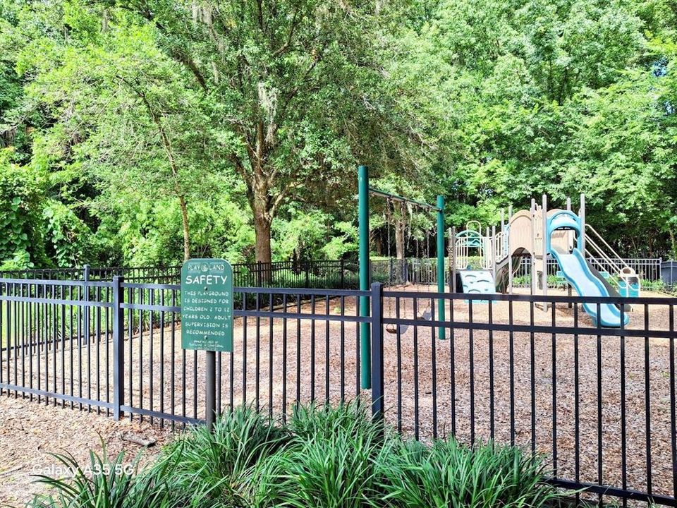 For Sale: $799,000 (5 beds, 3 baths, 3313 Square Feet)