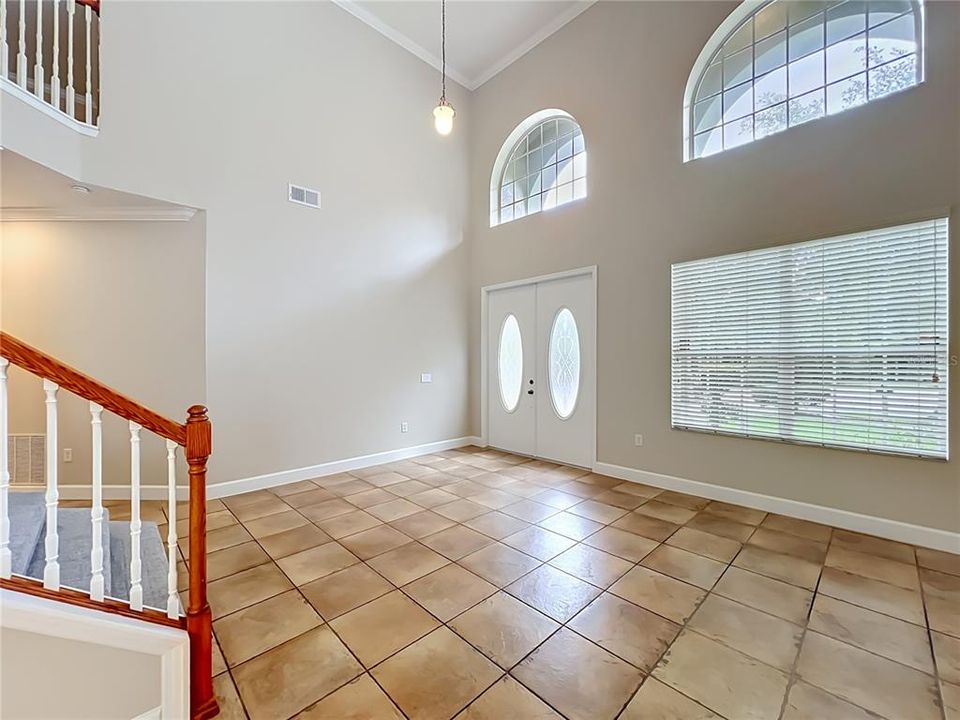For Sale: $799,000 (5 beds, 3 baths, 3313 Square Feet)