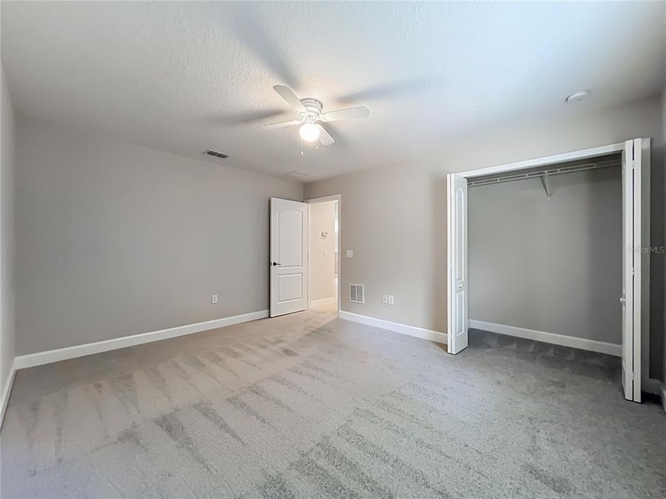 For Sale: $799,000 (5 beds, 3 baths, 3313 Square Feet)
