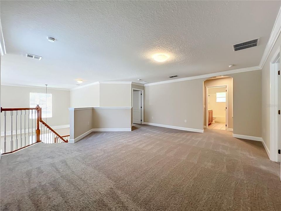 For Sale: $799,000 (5 beds, 3 baths, 3313 Square Feet)