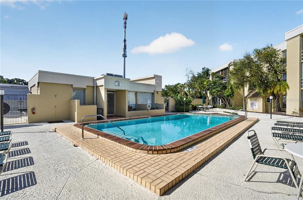 En Venta: $219,874 (2 camas, 2 baños, 875 Pies cuadrados)