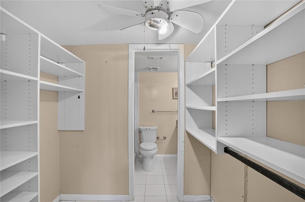 En Venta: $219,874 (2 camas, 2 baños, 875 Pies cuadrados)