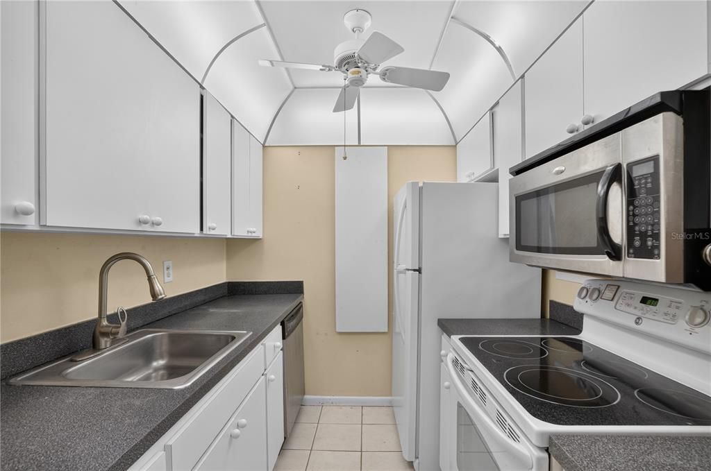 En Venta: $219,874 (2 camas, 2 baños, 875 Pies cuadrados)