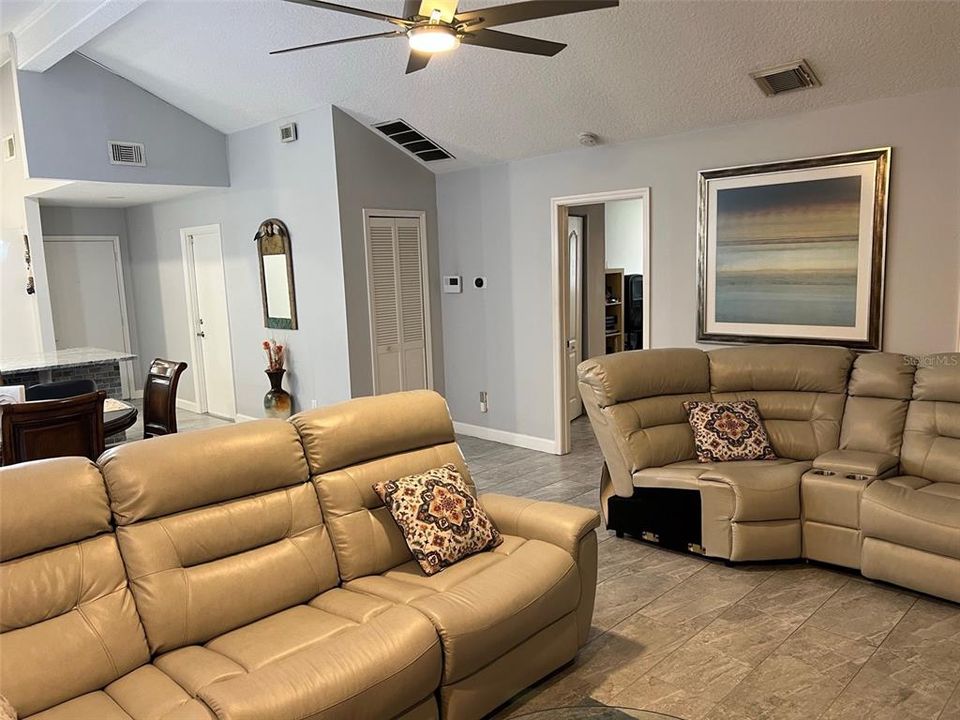 For Sale: $420,000 (3 beds, 2 baths, 1430 Square Feet)
