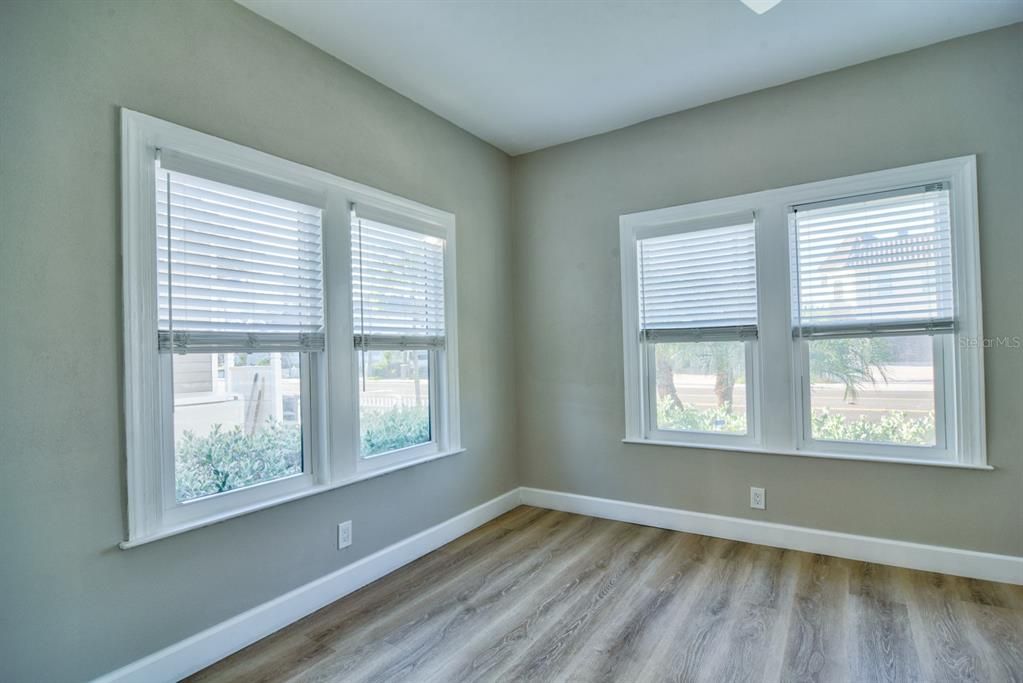 В аренду: $3,600 (3 спален, 2 ванн, 1678 Квадратных фут)