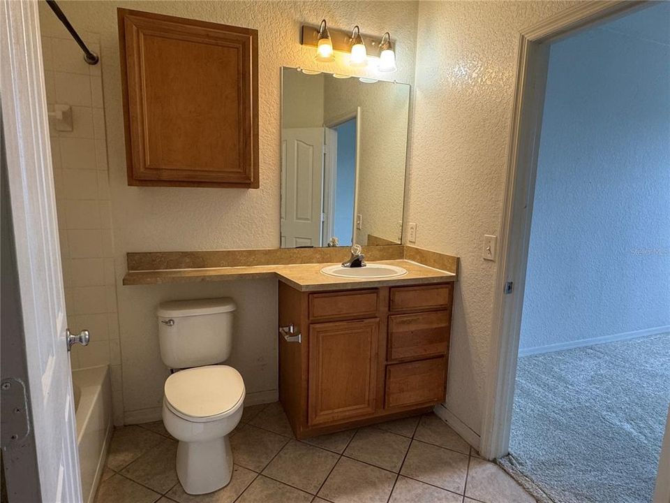 For Sale: $198,000 (2 beds, 2 baths, 1138 Square Feet)