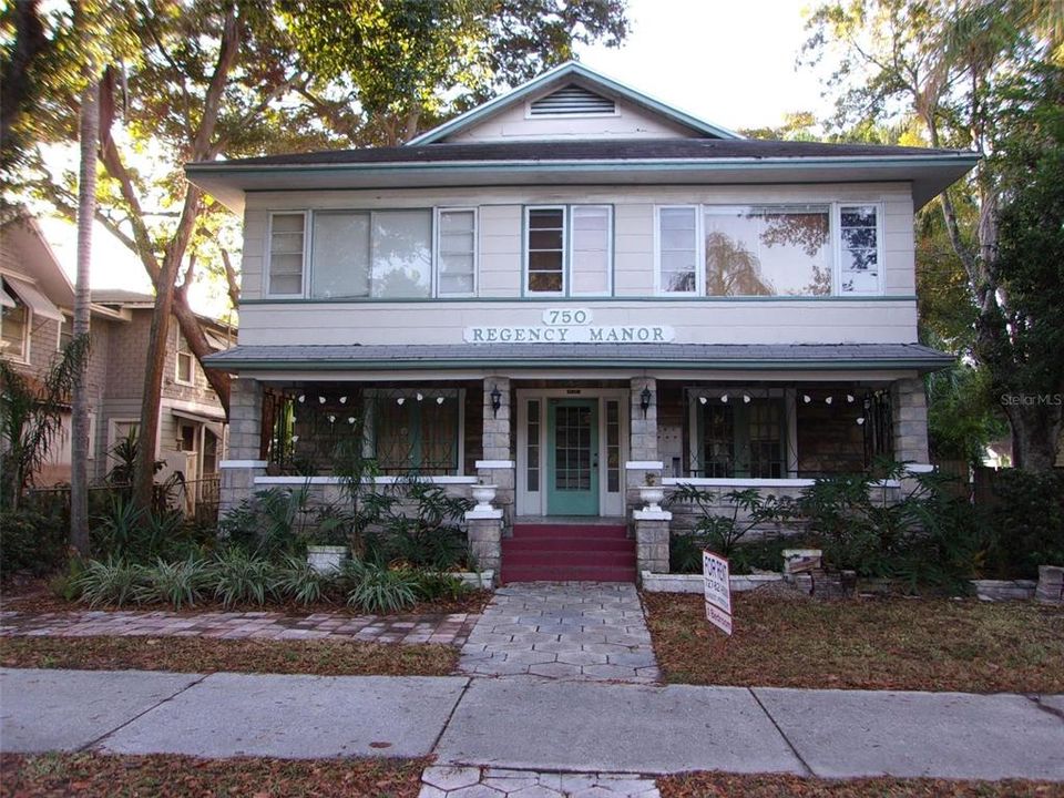 For Rent: $1,435 (1 beds, 1 baths, 400 Square Feet)