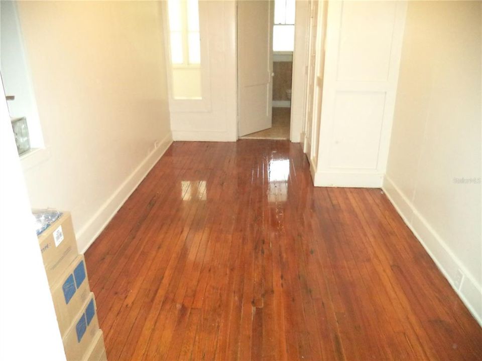 For Rent: $1,435 (1 beds, 1 baths, 400 Square Feet)