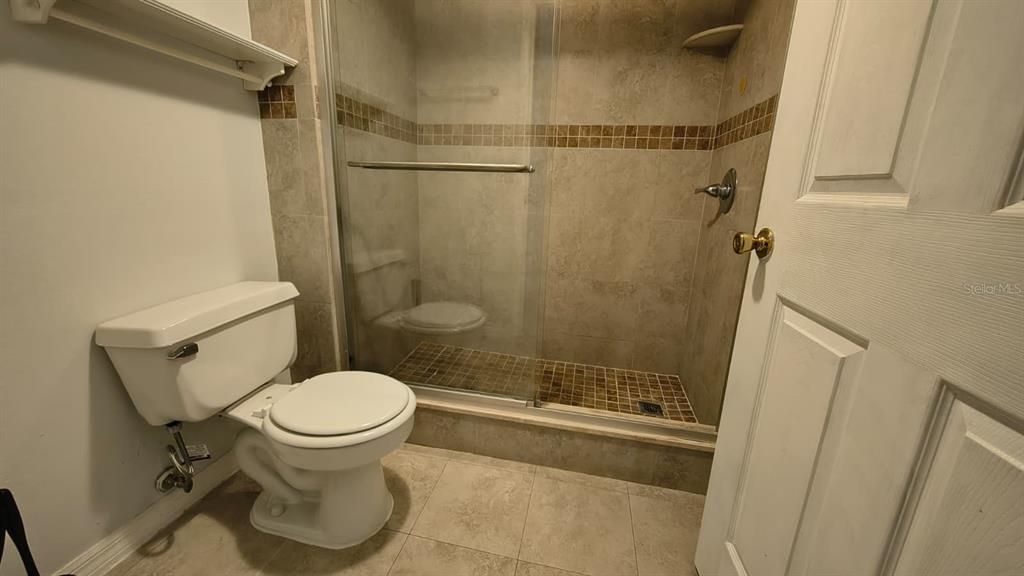 For Rent: $1,800 (2 beds, 2 baths, 1080 Square Feet)