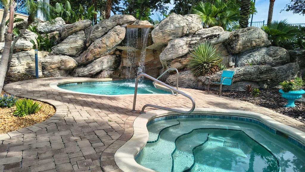 For Rent: $1,800 (2 beds, 2 baths, 1080 Square Feet)