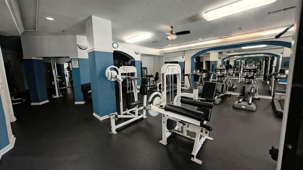 For Rent: $1,800 (2 beds, 2 baths, 1080 Square Feet)