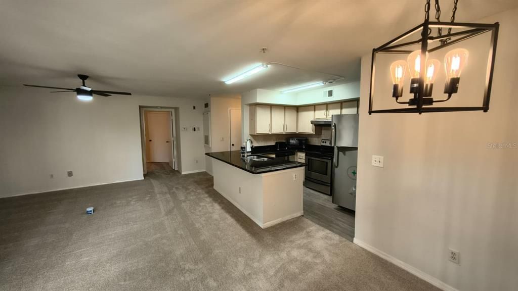 For Rent: $1,800 (2 beds, 2 baths, 1080 Square Feet)