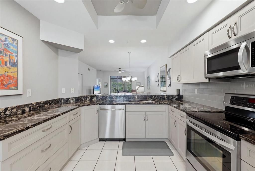 En Venta: $460,000 (2 camas, 2 baños, 1661 Pies cuadrados)