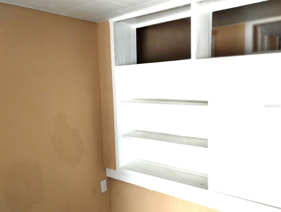 В аренду: $1,300 (2 спален, 1 ванн, 700 Квадратных фут)