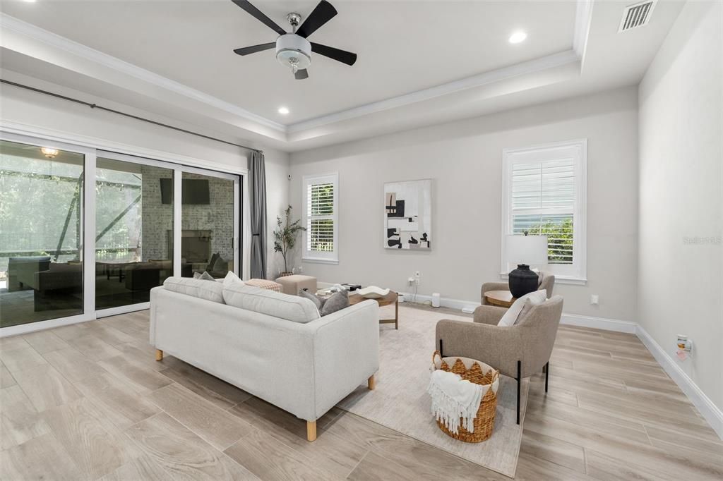 En Venta: $849,900 (4 camas, 3 baños, 3114 Pies cuadrados)