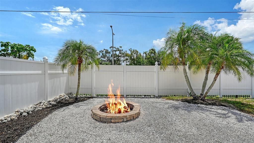 En Venta: $459,000 (3 camas, 2 baños, 1228 Pies cuadrados)