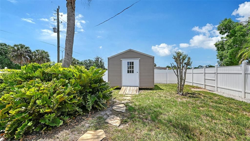 En Venta: $459,000 (3 camas, 2 baños, 1228 Pies cuadrados)