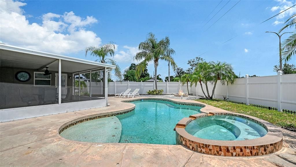 En Venta: $459,000 (3 camas, 2 baños, 1228 Pies cuadrados)