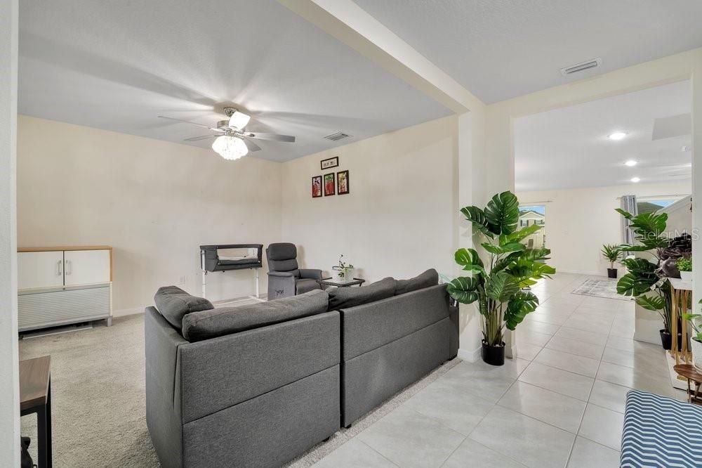 For Sale: $475,000 (4 beds, 3 baths, 2605 Square Feet)