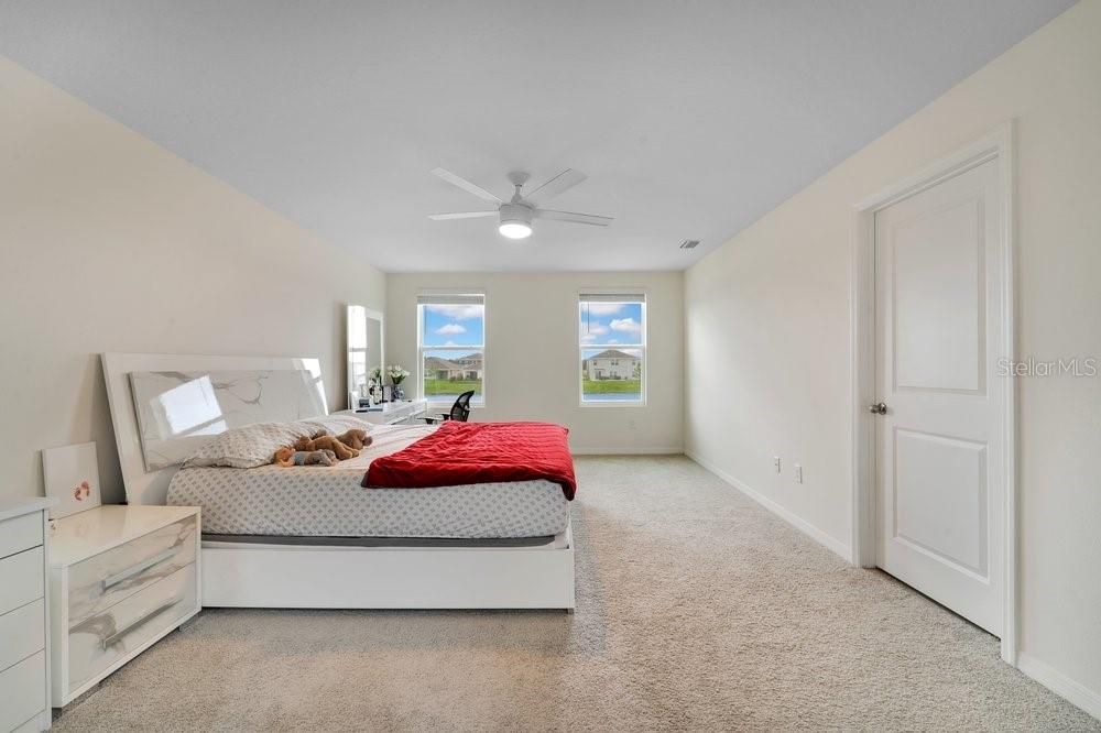 For Sale: $475,000 (4 beds, 3 baths, 2605 Square Feet)