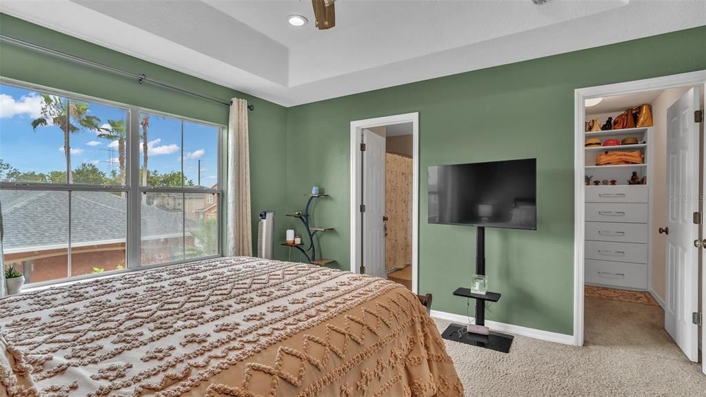For Sale: $288,000 (2 beds, 2 baths, 1274 Square Feet)