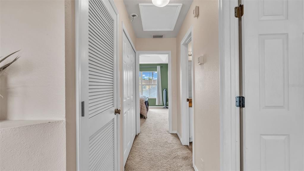For Sale: $288,000 (2 beds, 2 baths, 1274 Square Feet)