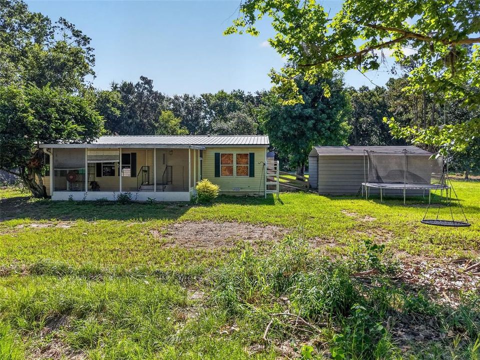 For Sale: $439,000 (3 beds, 2 baths, 1188 Square Feet)