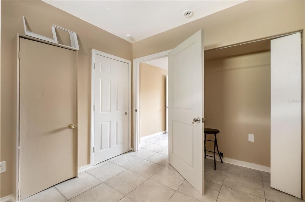 For Rent: $1,600 (2 beds, 2 baths, 750 Square Feet)
