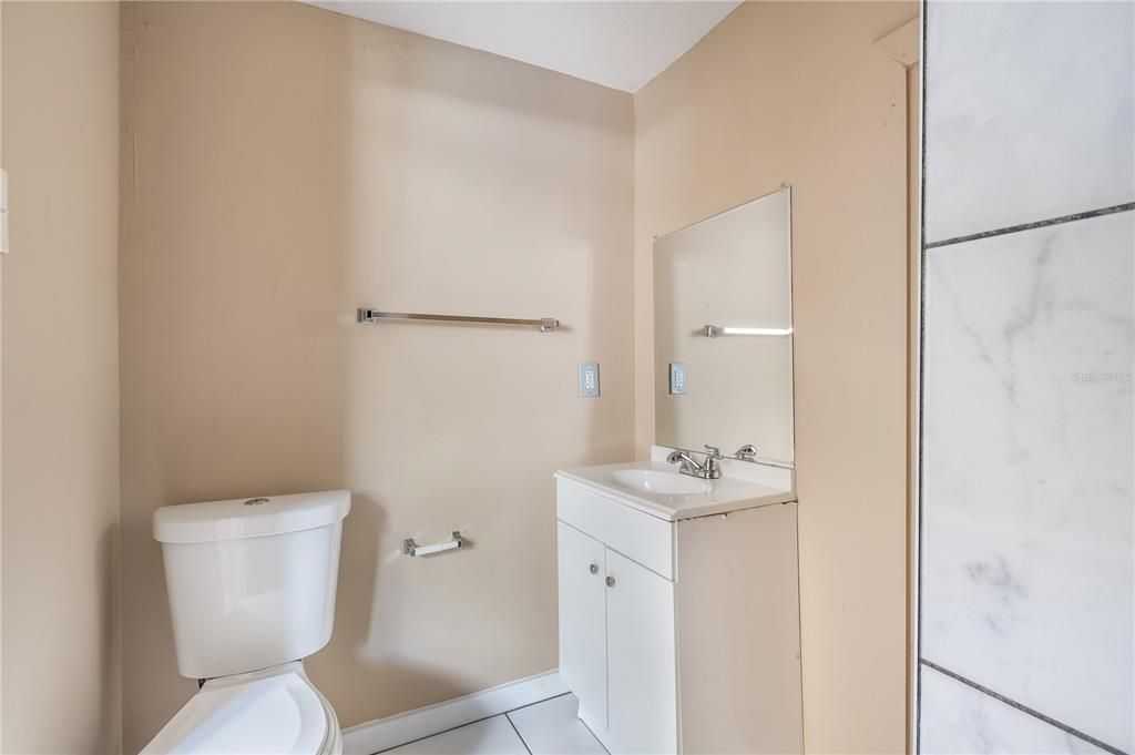 For Rent: $1,600 (2 beds, 2 baths, 750 Square Feet)